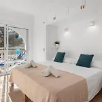 Punta Prima Apartments *