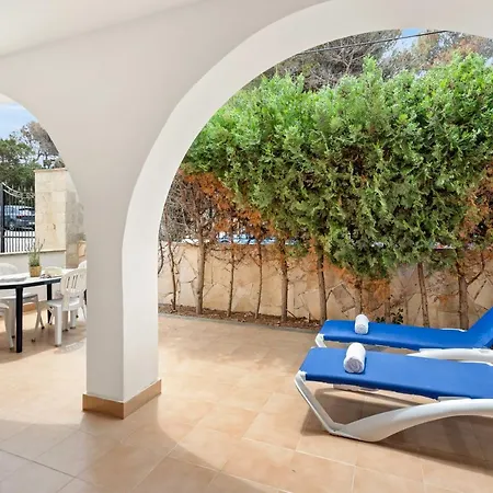 Punta Prima Apartments *