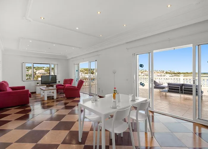 Punta Prima Apartments アパート *