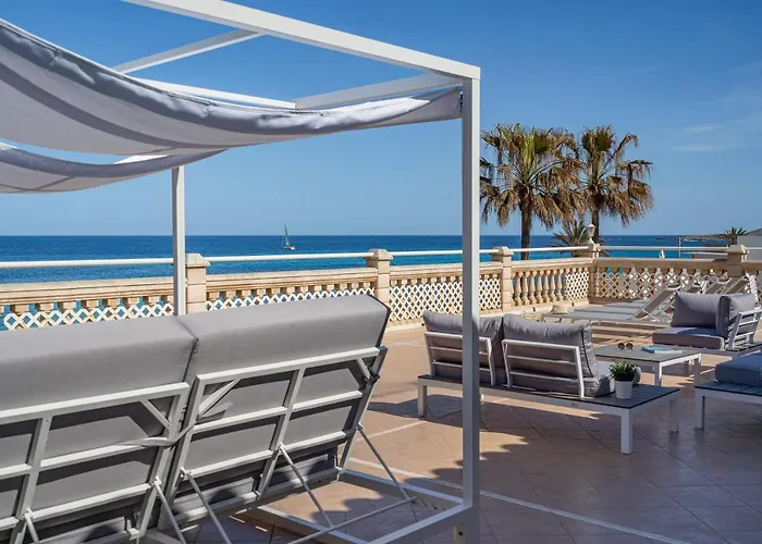 Punta Prima Apartments *